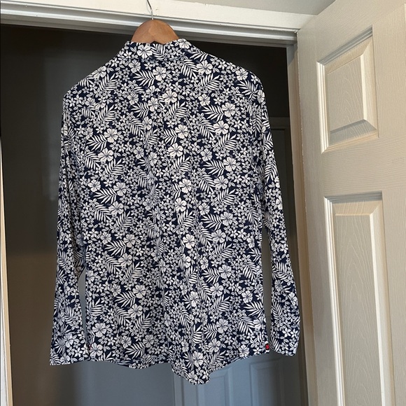 Tommy Bahama long sleeved cotton blouse - Picture 2 of 5
